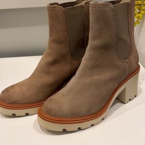 Chocolat Blu Taupe Suede Heeled Boots